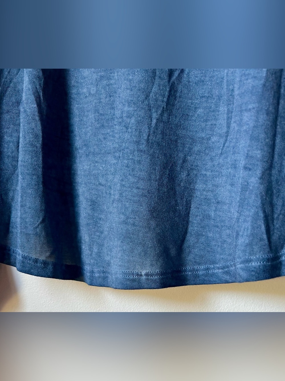 NWT Cable & Gauge Denim Blue Ruched Long Sleeve Shirt Size L - Picture 5 of 10